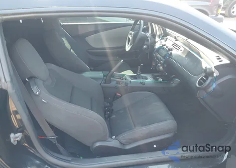 2014 Chevrolet Camaro 1Ls из США, поврежденный, VIN 2G1FE1E35E9129782